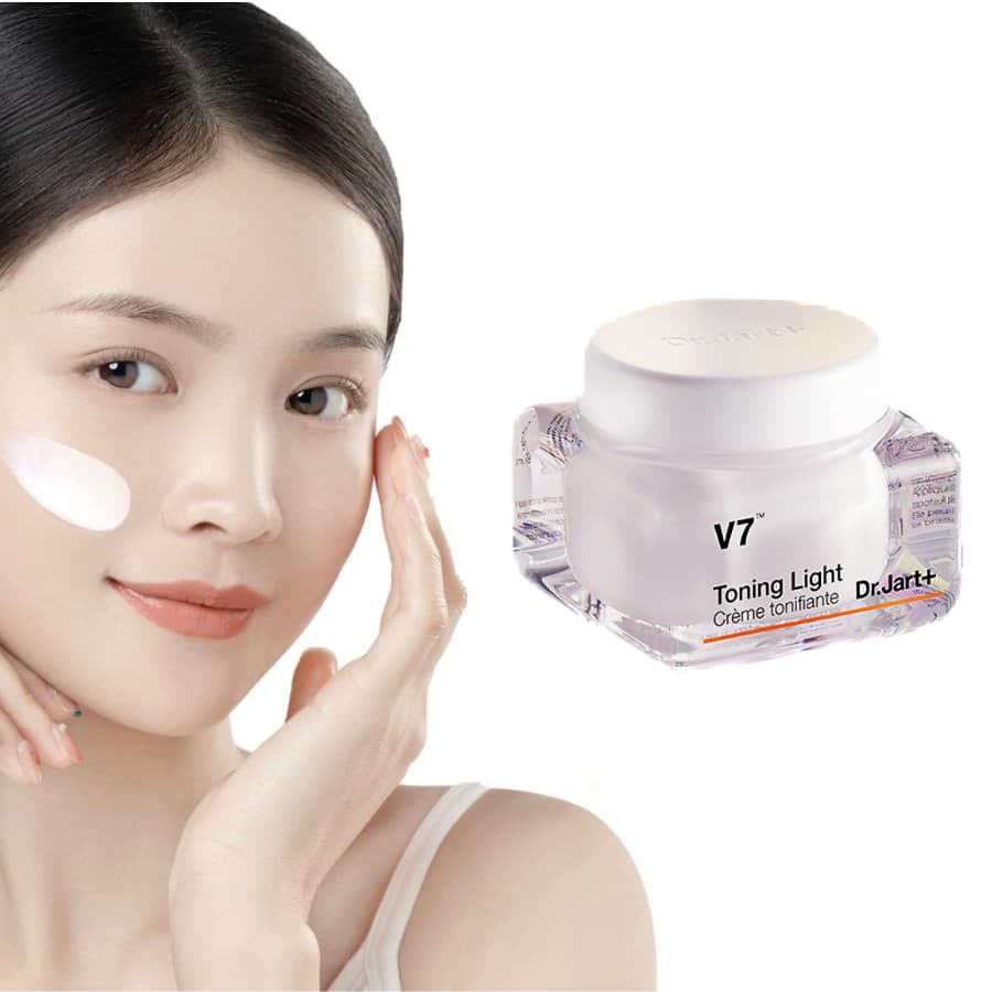 Kem dưỡng trắng Dr.Jart+ V7 Toning Light Kem dưỡng trắng Dr.Jart+ V7 Toning Light